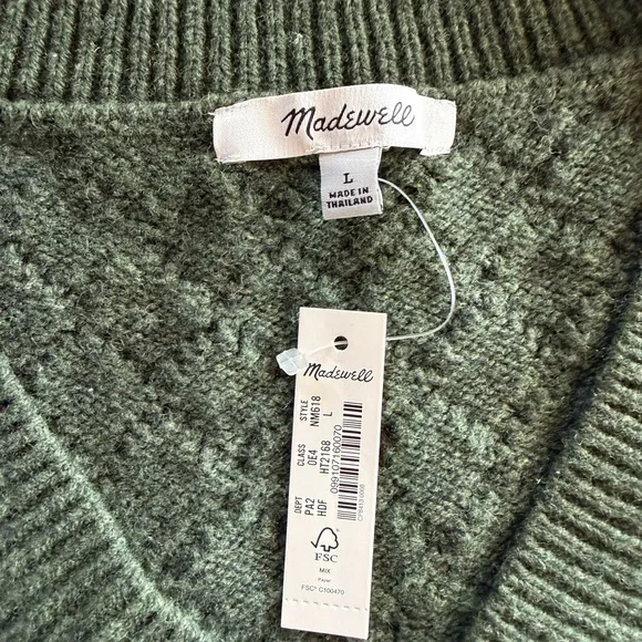 NWT MADEWELL Cable Knit Wool Blend V-Neck Sweater Vest Women’s Size Large Green - Picture 3 of 7